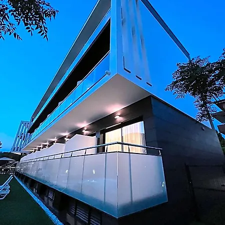 Hotel C31 2*